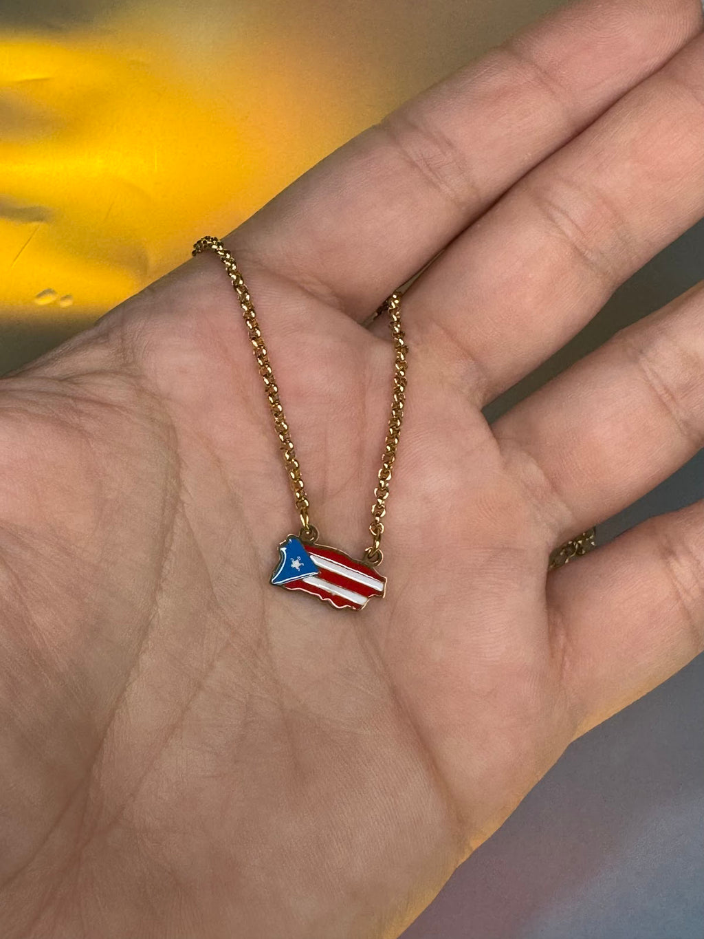 Cadena Bandera de Puerto Rico